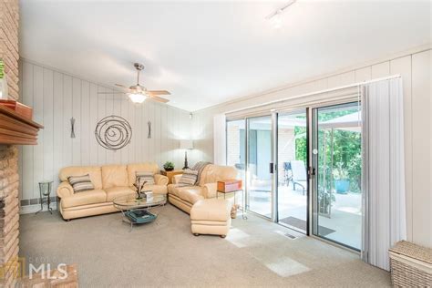 Kahreek flowers was booked in fulton county, ga for foreign county: 3336 FLOWERS, ATLANTA, GA (With images) | Mid century ...
