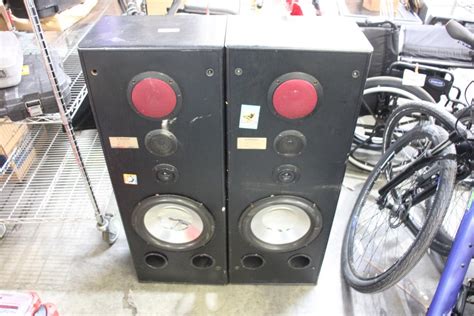 Pioneer Cs V990 4 Way Speaker System Pair Property Room