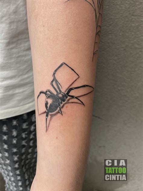 Blackwork Cintia Cia Tattoo