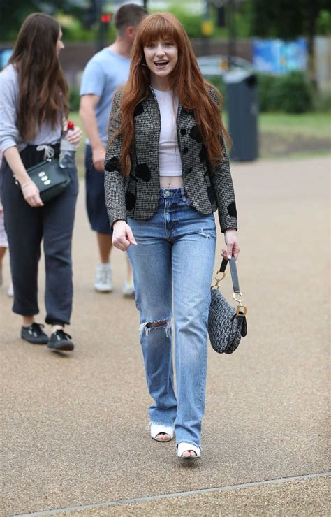 Nicola Roberts In A Blue Ripped Jeans Arrives At The Peter Pan Launch