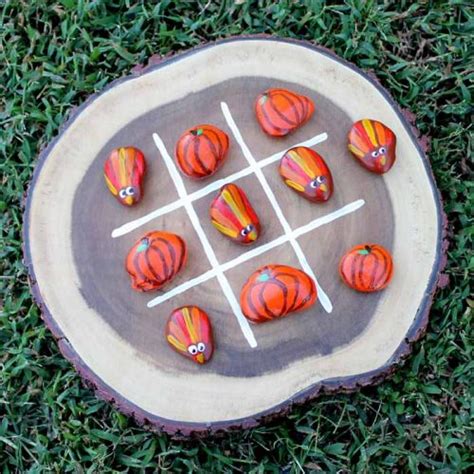 Thanksgiving Painted Rocks Tic Tac Toe Game
