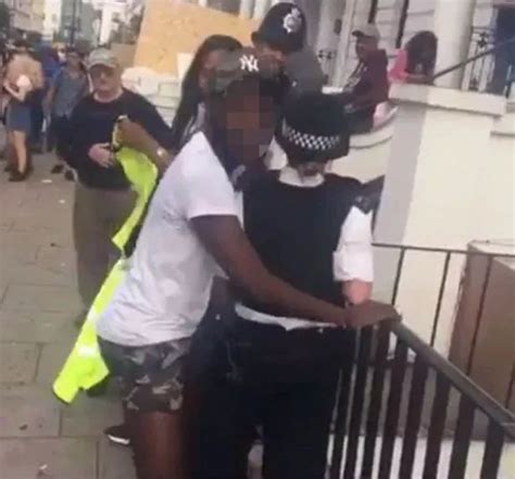 female police officer assaulted