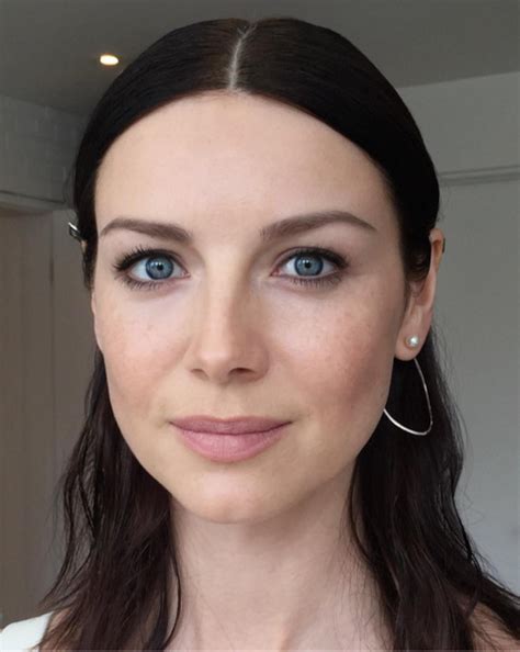Earlier today, balfe posted a precious image of her little boy's fist wrapped around her finger. New Pic of Caitriona Balfe - Outlander Online