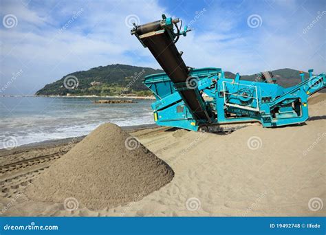 海滩清洁设备沙子 库存照片. 图片 包括有 横向, 海洋, 室外, 场面, 海岸, 节假日, 蓝色, 沙子 - 19492748