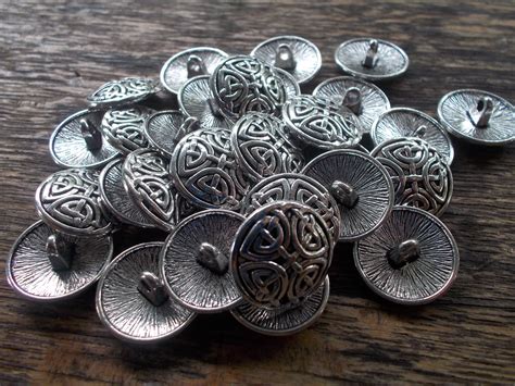 Pack Of 4 Metal Shank Buttons Celtic Knot Round Antique Silver Colour