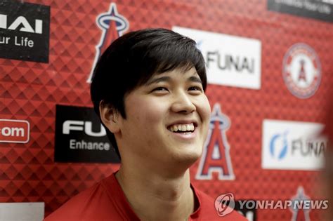오타니 수술 후 첫 캐치볼 훈련차근차근 올라가겠다 연합뉴스