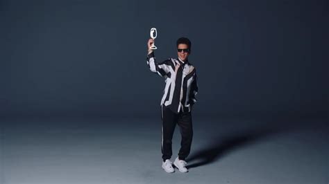 Bruno Mars Drops Slick New Video For Thats What I Like