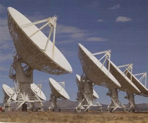 Pictures Of Popular Satellite Dishes And Lnbfs Used In Tracking Sat Tv