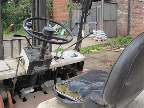 Nissan 40 Counter Balance Diesel Fork Lift Truck With Bolzoni Side