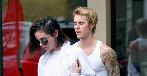 Justin Bieber Shows Big Muscles And Tattoos Off After