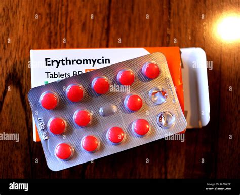 Erythromycin Hi Res Stock Photography And Images Alamy