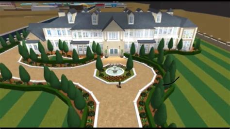 30k hillside modern mansion (no large plot). My team will build you any mansion on bloxburg by ...