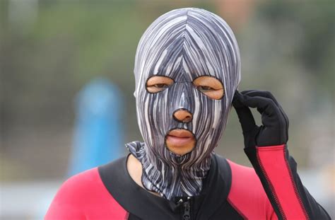 People In China Are Loving The Facekini Craze Metro News