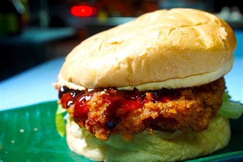Vt selle ettevõtte 6 suhtlusvõrgustiku lehekülge, sh facebook ja twitter, tundi, telefon, veebisait jm. Top 9 Must Try Ramly Burger in Petaling Jaya and Kuala Lumpur