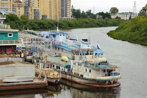 Вскоре артистке стало хуже, и её поместили в клинику, где подключили к аппарату искусственной вентиляции лёгких и ввели в. РР-32, Дионисий, Николай Яковлев — Фото — Водный транспорт