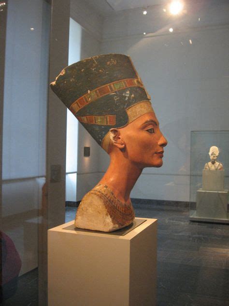 nefertiti la dea dell egitto egipto arte arqueología