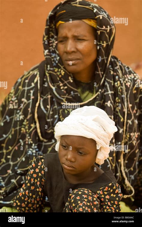 Muslim Woman And Her Daughter Ouagadougou Burkina Faso Stock Photo Alamy