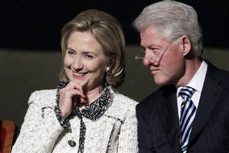 Hillary Clinton To Attend Iowa Fundraiser Fueling 2016 Predictions