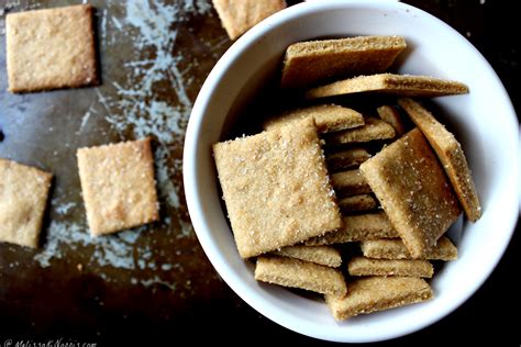 Easy Homemade Crackers in 5 Minutes