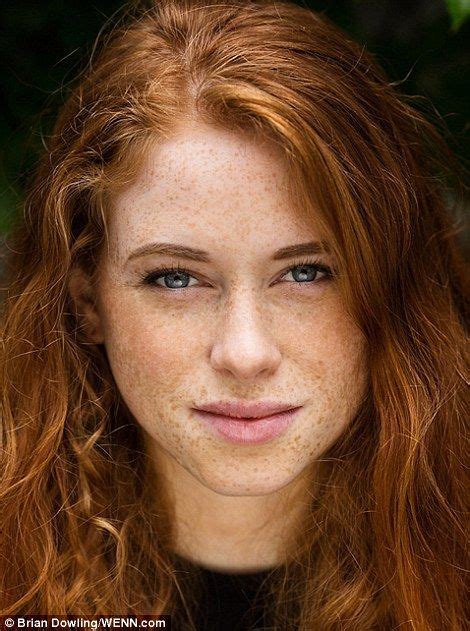 Photographer S Portraits Of 130 Beautiful Redhead Women Beautiful Freckles Stunning Redhead