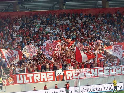 See reviews and photos of arenas & stadiums in regensburg, germany on tripadvisor. FEDAYN FAVAC 1993: Jahn Regensburg erstmals im neuen Stadion