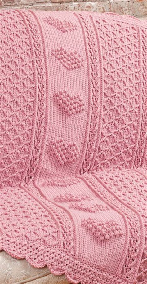 Mae ribbed blanket easy knitting pattern. Aran Hearts Throw in Red Heart Soft - LW2947EN ...