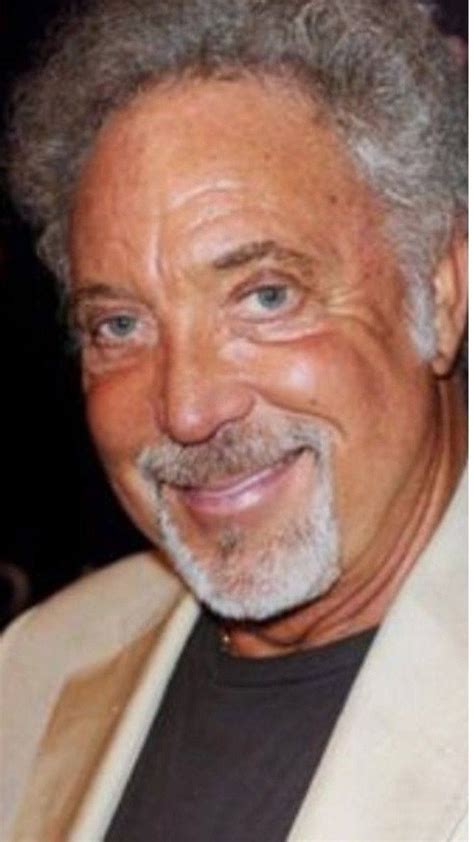 Pin On Male Singers Of 60 70 And 80 Tom Jones