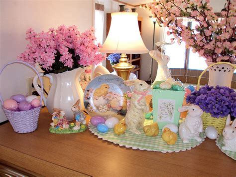 Get into the easter spirit inside and out. 41 FASHIONABLE IDEAS TO DECORATE YOUR HOME FOR EASTER