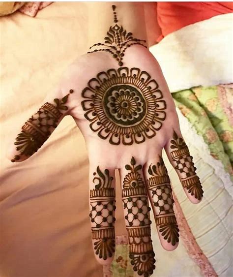 30 Simple Mehndi Designs For Hands Step By Step Images