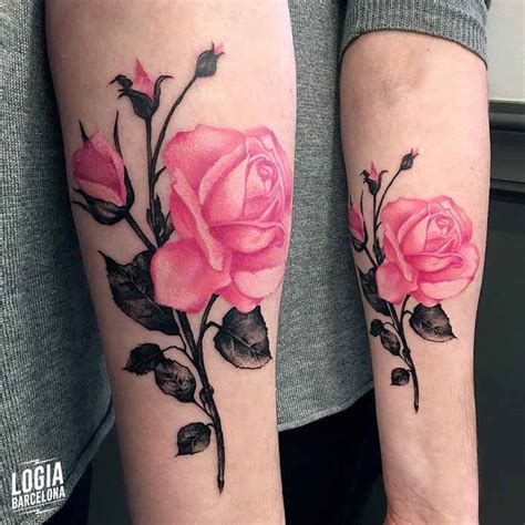 Arriba 99 Foto Tatuajes De Rosas Para Mujer En El Brazo Mirada Tensa 10 2023