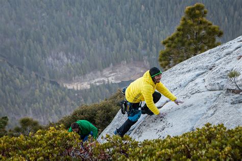 El Capitans Dawn Wall Climbers Reach Summit At Yosemite The New York Times