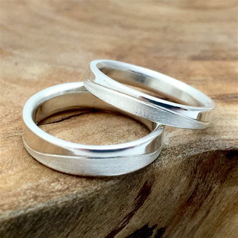 Couple S Matching Wedding Bands With Texture Wave Promise Ring Gift