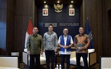 menteri perdagangan zulkifli hasan mendukung terobosan yang dilakukan indonesian ilwa