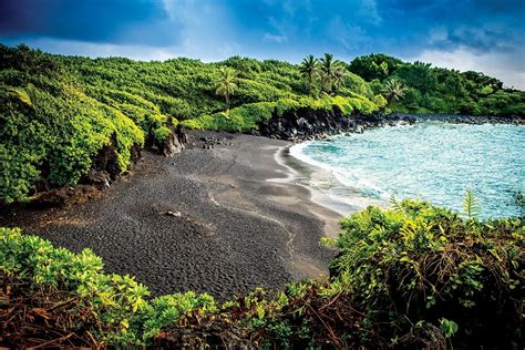 7 Must Visit Waianapanapa State Park Sites Hawaii Magazine