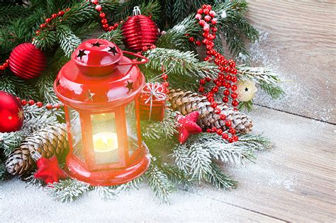 Photo New Year Lantern Snow Candles Branches Conifer Cone Holidays