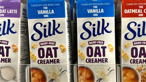 The Top 7 Oat Milk Creamer Flavors You Need To Try