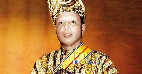 Read the full biography of abu bakar of pahang, including facts, birthday, life story, profession, family and more. WZWH: WZWH Mengenang Almarhum Sultan Abu Bakar...