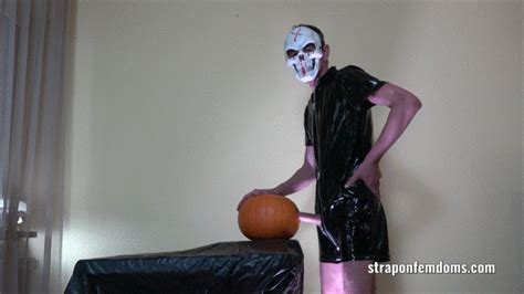 The Pumpkin Fucker 4k Strictfemdoms