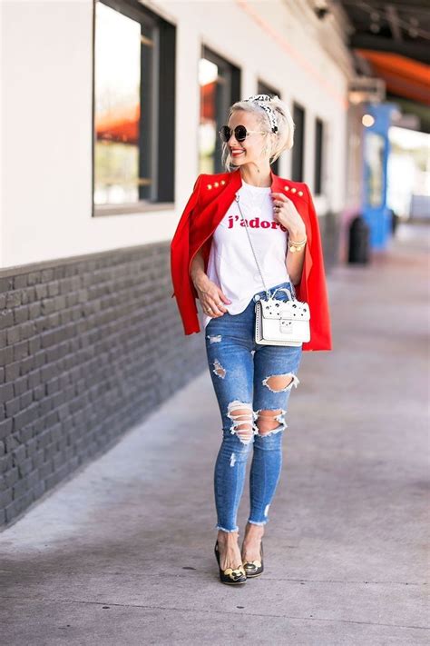 37 Adorable Winter Outfits Ideas With Jeans