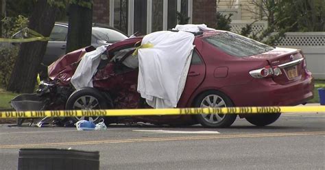 66 year old man dead in early morning crash in nassau county cbs new york