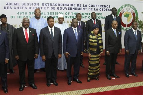 RENCONTRE DE LA CEDEAO A DAKAR Un Sommet Comme Les Autres Editions