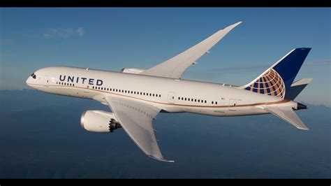 United Airlines 787 Dreamliner flight experience - YouTube