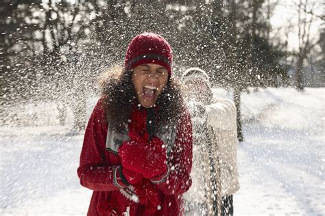 Take Part In A Snowball Fight Free Winter Date Ideas Popsugar Love