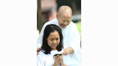 ร.ต.ท.ธนพล บุญซื่อ รอง สว.(สอบสวน) สน.บางเขน ได้รับแจ้งเหตุเพลิงไหม้โรงเก็บไม้ ภายในเสถียรธรรมสถาน ถนนวัชรพล แขวงท่า. เสถียรธรรมสถาน Sathira Dhammasathan - เพราะลมหายใจเป็น ...
