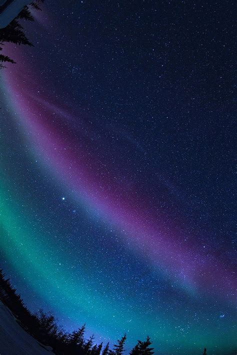 6 Incredible Photos Of The Northern Lights In Yellowknife Canada