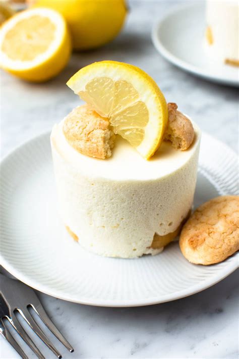 Maybe you would like to learn more about one of these? Mascarpone-citroentaartjes met limoncello en amaretti ...
