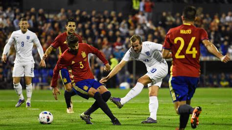 Tanto españa como italia evocan imágenes de sol, deliciosa comida y vino, hermosas playas y un estilo de vida relajado. England, Spain open UEFA Nations League campaign - Goli Sports