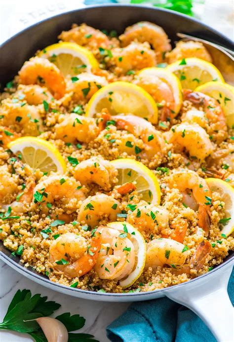 Apr 22, 2020 · you really can make simple seafood recipes during the busy work week! Garlic Shrimp with Quinoa {One Pan Recipe!} - WellPlated.com