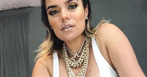 They are followed by j balvin and maluma with 11 nominations, followed by daddy yankee, los dos carnages and myke towers with nine. Las fotos de Karol G antes de ser famosa | La Mega