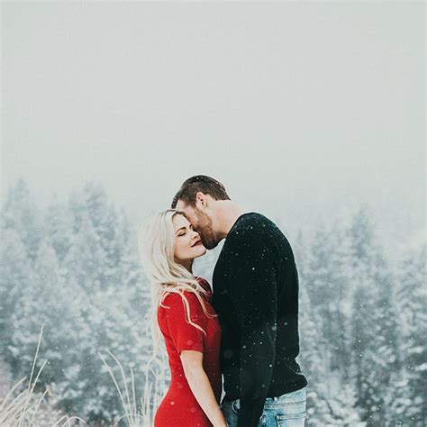 14 Winter Engagement Photos That Will Warm Your Heart Brit Co